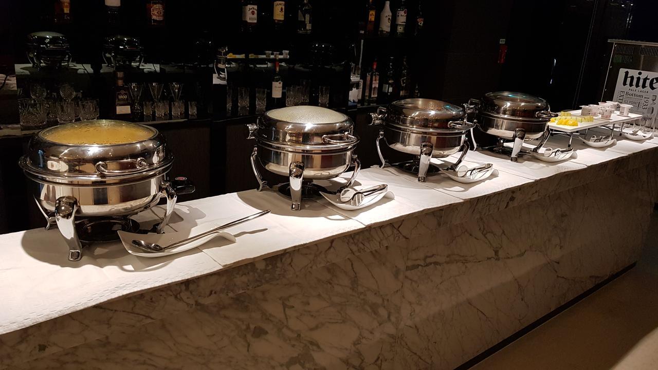 巨济新艺术套房酒店 巨济市 外观 照片